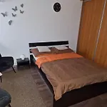 Tovarosi * Tata