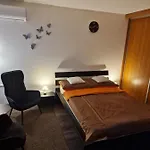 Tovarosi Apartament Tata