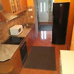 Tovarosi Apartament *