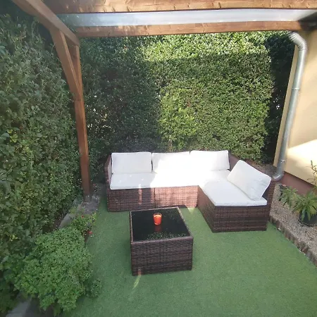 Apartment Tovarosi Tata