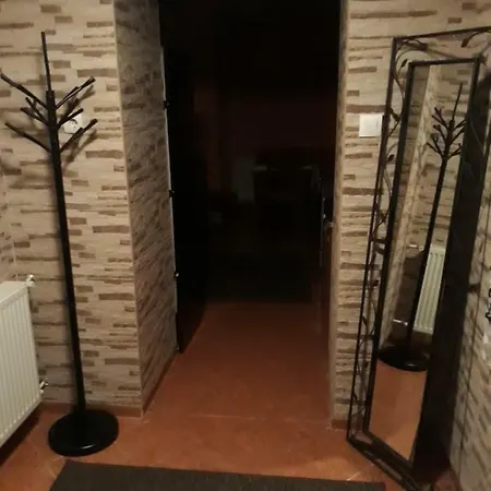 Tovarosi Apartment Tata