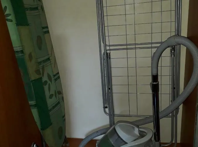 Apartament Tovarosi *